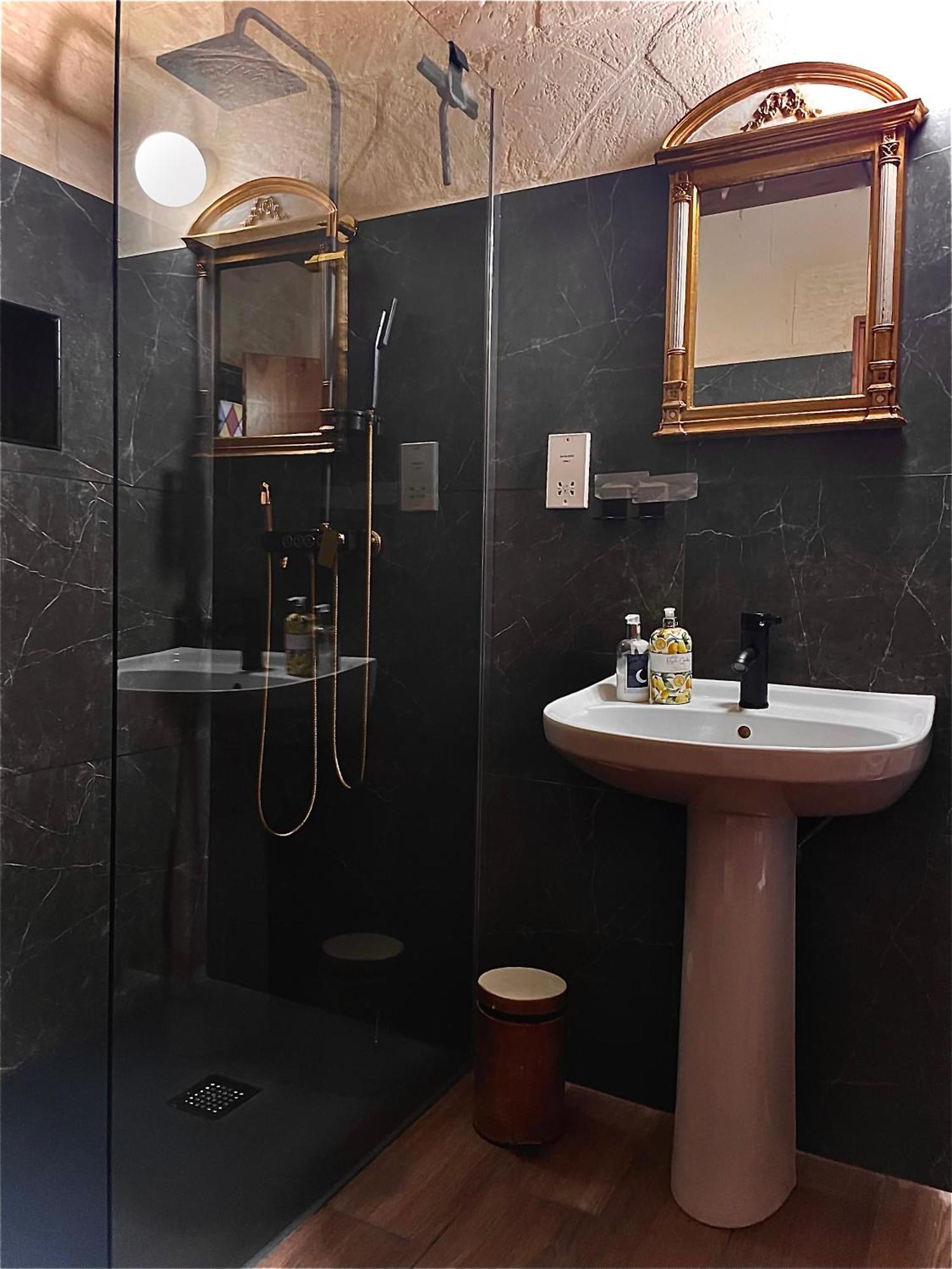 21 A Villa Għarb Екстериор снимка